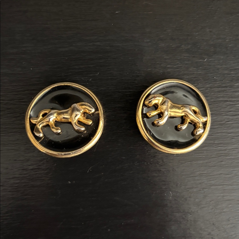 Vintage black enamel gold-toned clip-on earrings with cougar/panther motif